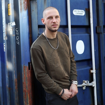 RTC army green sweater - 3D embossed